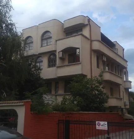 Hotel Dvete Brezi 3*