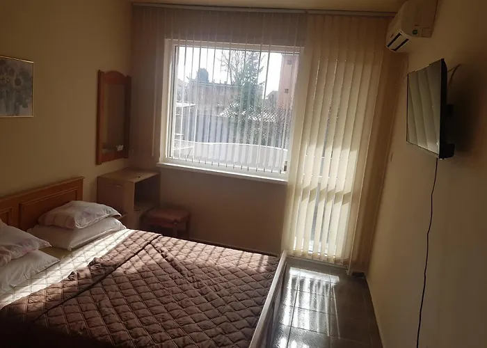 Pensionat Dvete Brezi